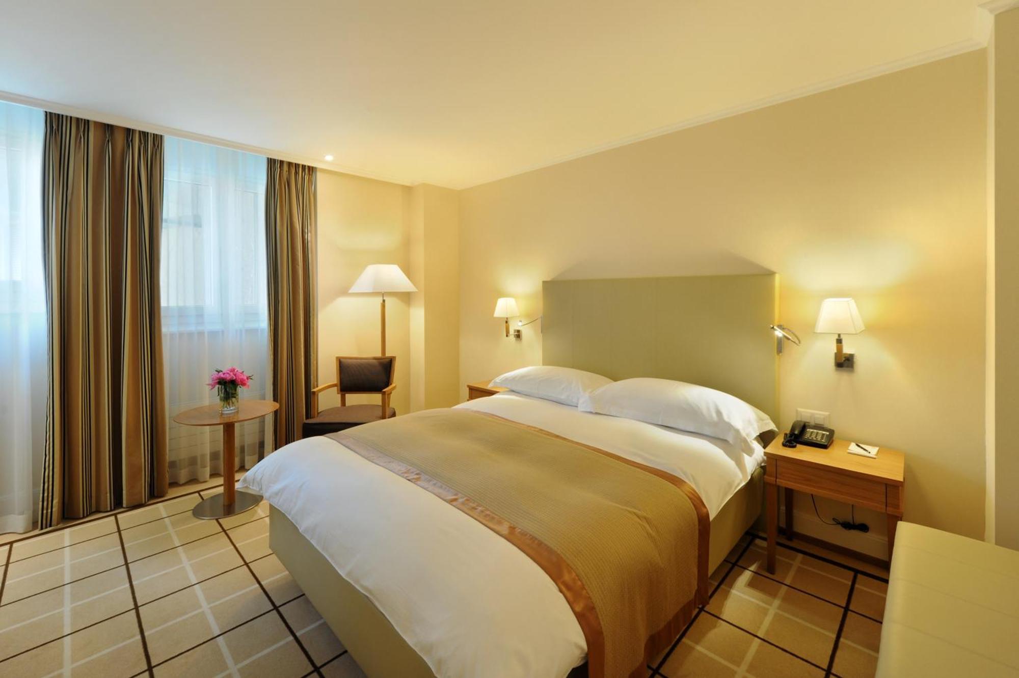 Hotel De La Paix Λωζάνη Δωμάτιο φωτογραφία